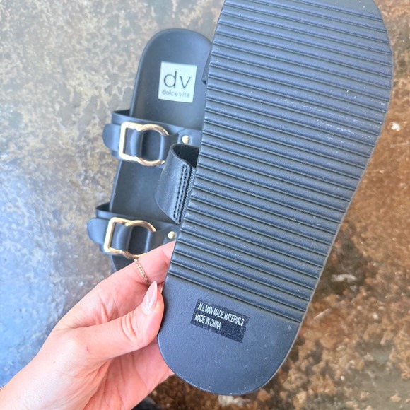 Dolce Vita Sandals Double Strap Black Slides Gold Buckles Womens Brand New NWOT - Picture 5 of 5